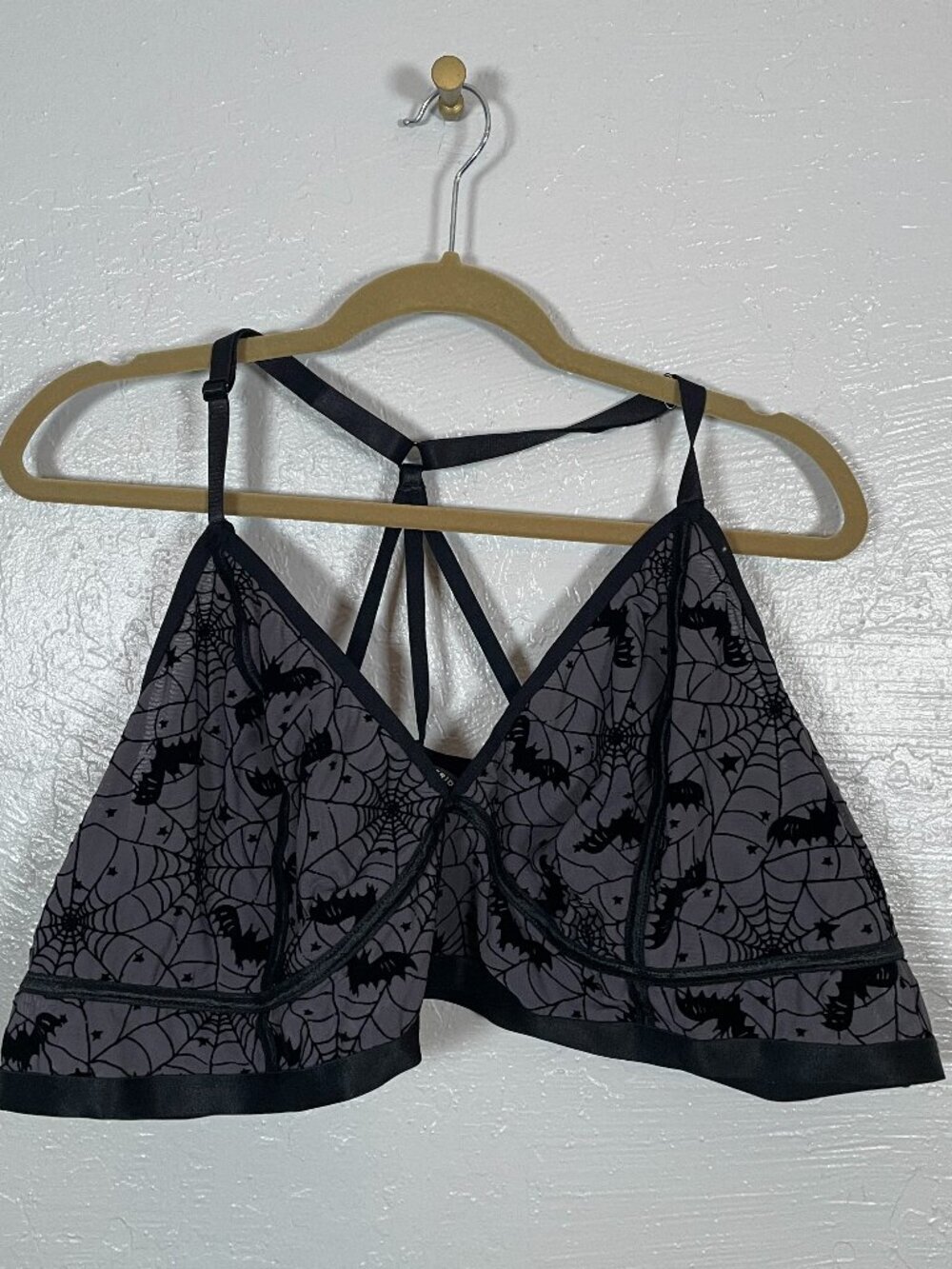 Torrid Women Plus Size 6 Black Spiderweb Bats Flocked Mesh Bralette Goth Whimsy